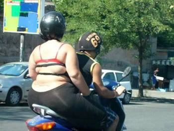 689_fat-chick-on-motorcycle.jpg