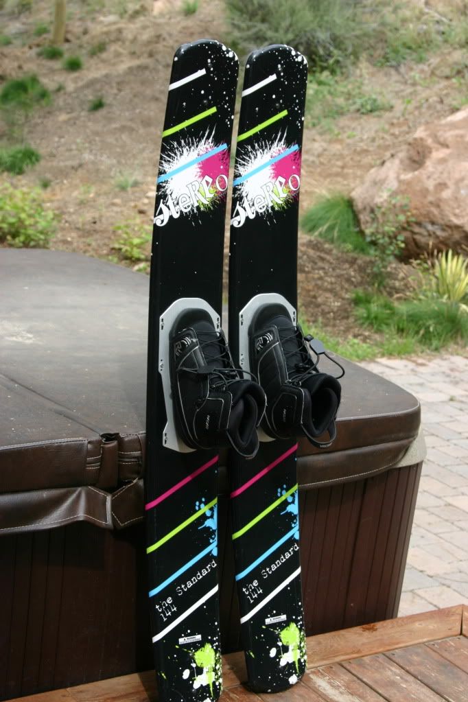 Stereo Wake Skis Sell and Trade