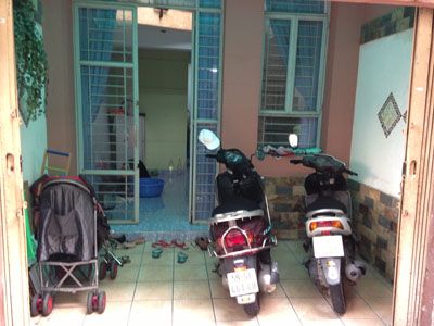 Bình Thạnh - Nhà cho thuê nguyên căn (1 lửng,1 lầu,chỗ để xe,Cáp, Mạng ) 6 triệu/thg