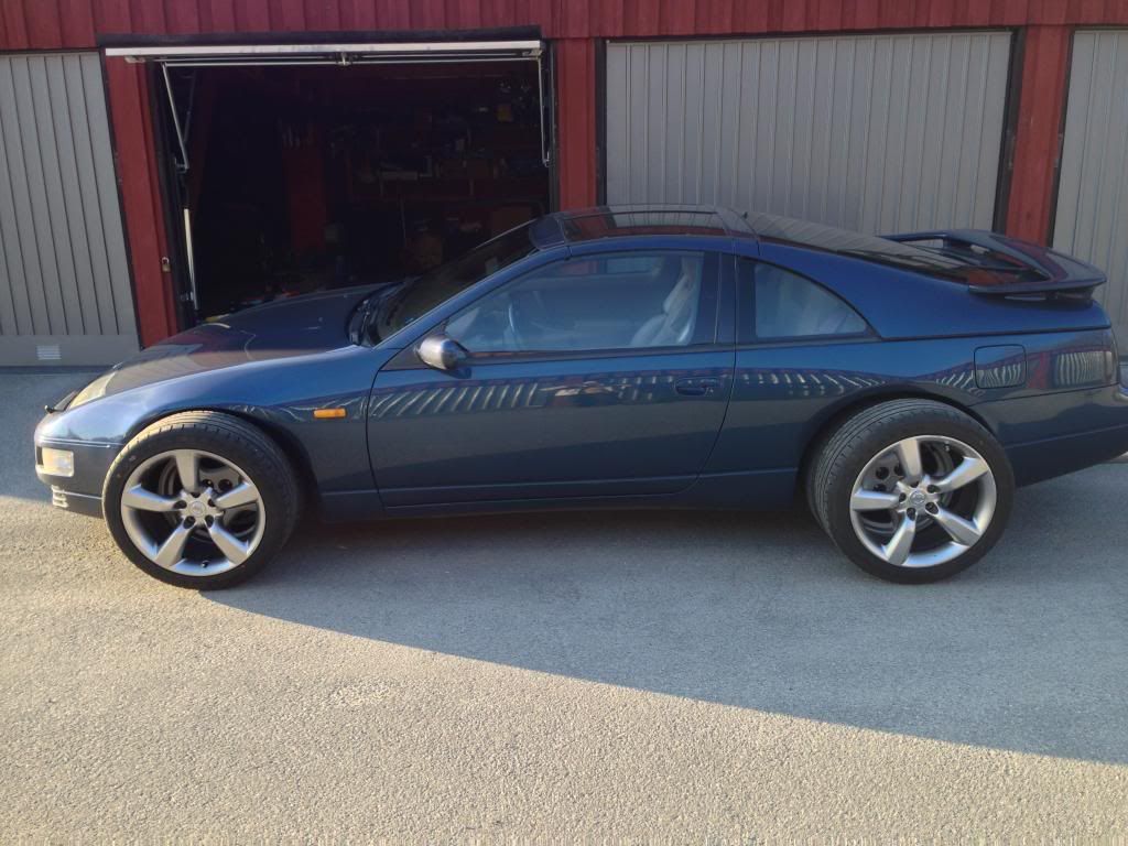 http://i163.photobucket.com/albums/t309/Zmile4ever/Blandade%20bil%20bilder/Nissan%20300ZX%20Z32%20TwinTurbo%201997/2013-05-06191649HDR_zps70f6e483.jpg