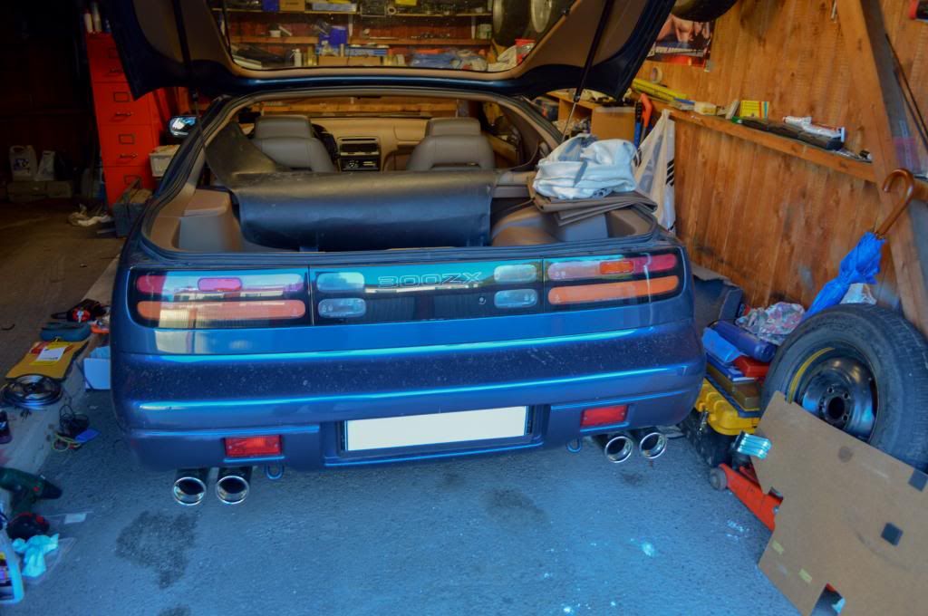 http://i163.photobucket.com/albums/t309/Zmile4ever/Blandade%20bil%20bilder/Nissan%20300ZX%20Z32%20TwinTurbo%201997/DSC_0002-2_zps9549ddd1.jpg
