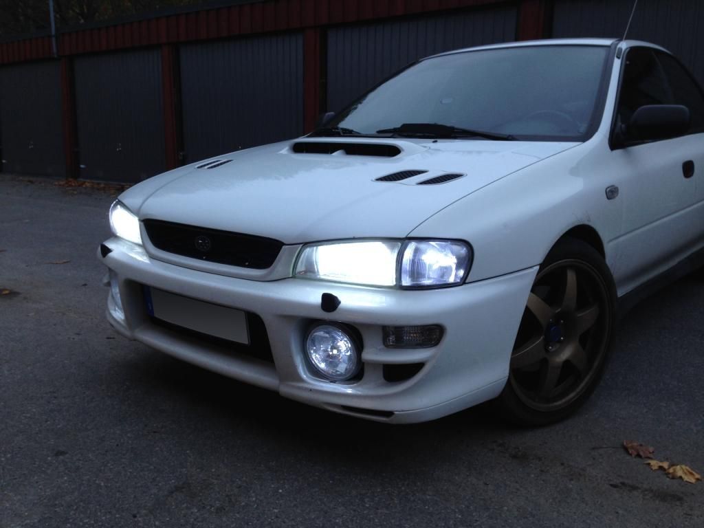 http://i163.photobucket.com/albums/t309/Zmile4ever/Blandade%20bil%20bilder/Subaru%20Impreza%20GT%20-99/2014-10-21165347_zps299e1184.jpg