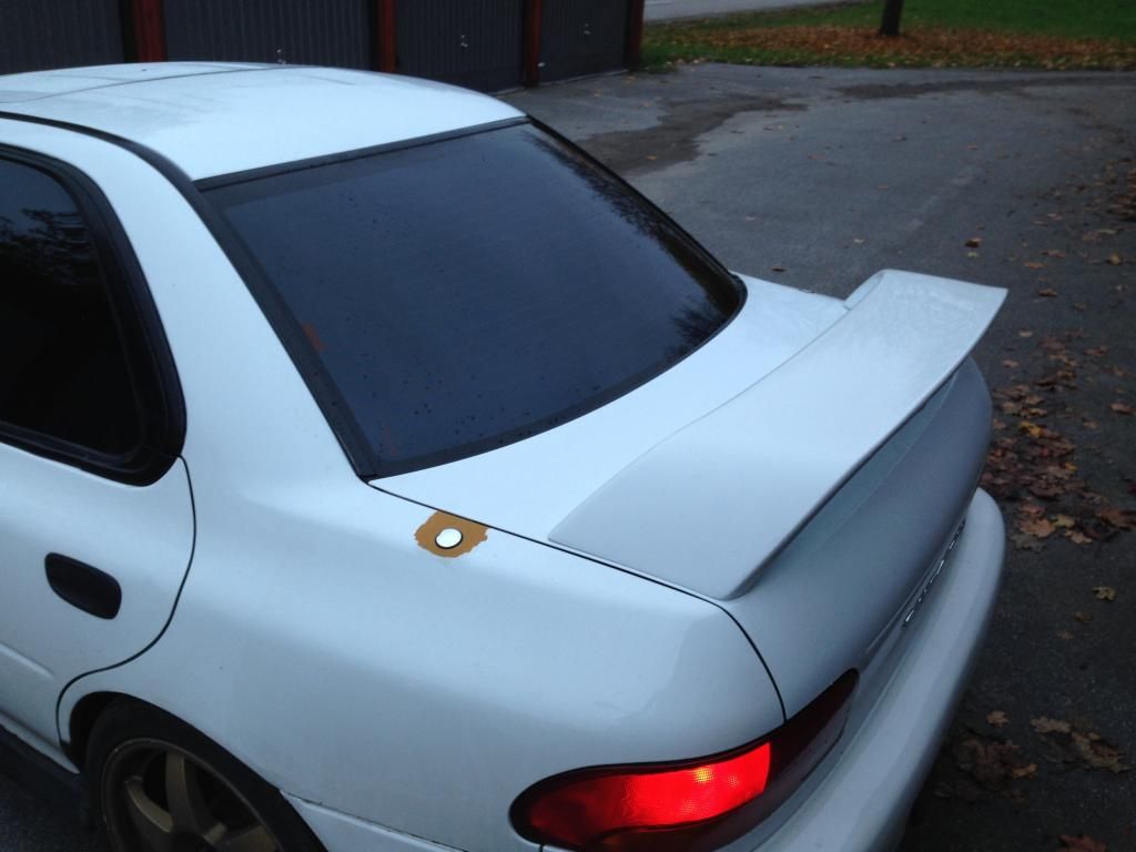 http://i163.photobucket.com/albums/t309/Zmile4ever/Blandade%20bil%20bilder/Subaru%20Impreza%20GT%20-99/2014-10-21165409_zps13087597.jpg
