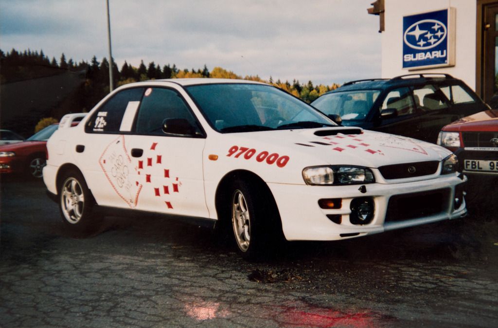 http://i163.photobucket.com/albums/t309/Zmile4ever/Blandade%20bil%20bilder/Subaru%20Impreza%20GT%20-99/DSC_0003-2_zpsyp0brcc3.jpg