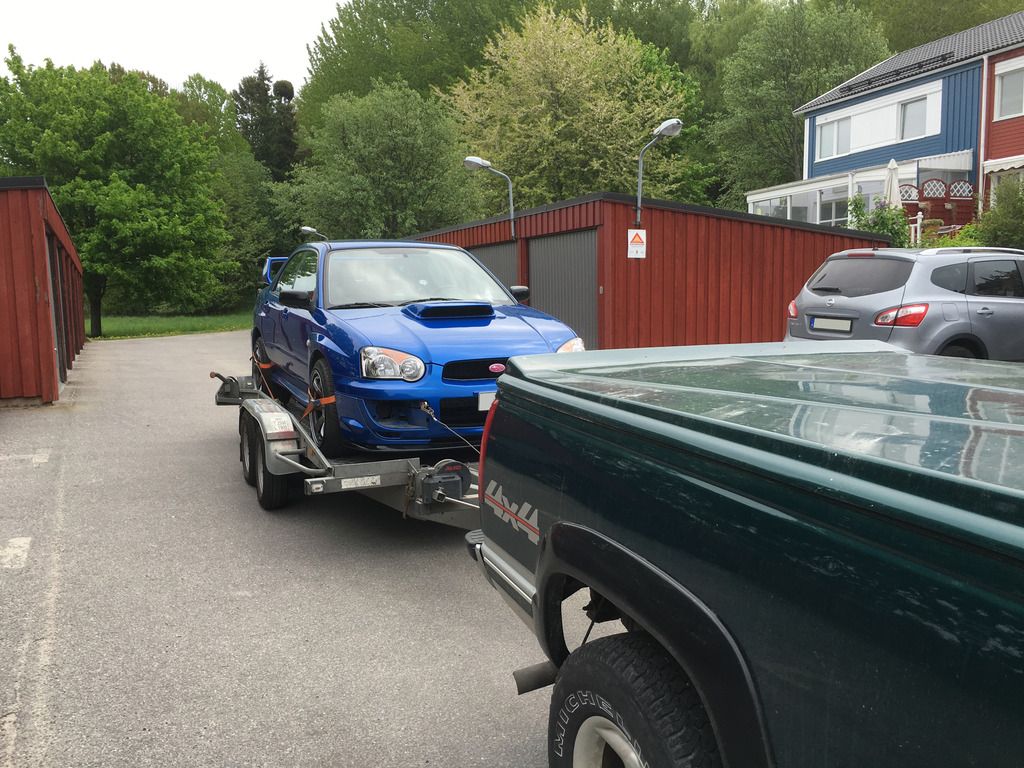 http://i163.photobucket.com/albums/t309/Zmile4ever/Blandade%20bil%20bilder/Subaru%20Impreza%20WRX%20STi%20-04/2016-05-22%2010.52.50_zpsrk8mlfil.jpg