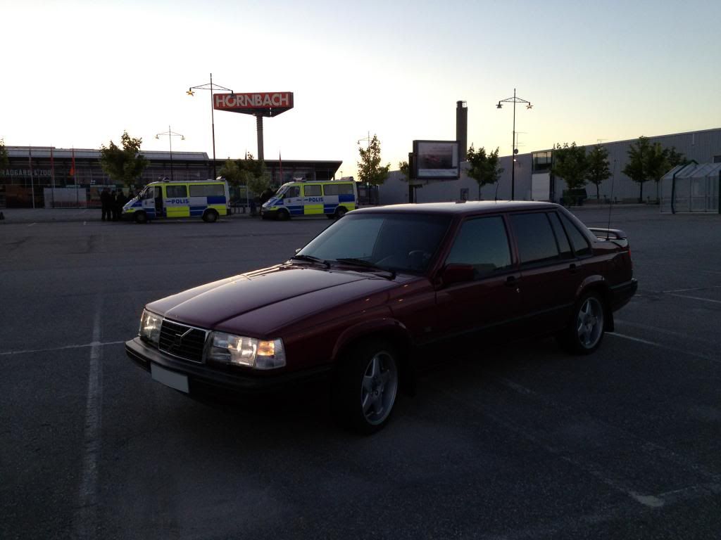 http://i163.photobucket.com/albums/t309/Zmile4ever/Volvo%20940%20Turbo%2095/2013-06-04215202_zpsc0f95034.jpg