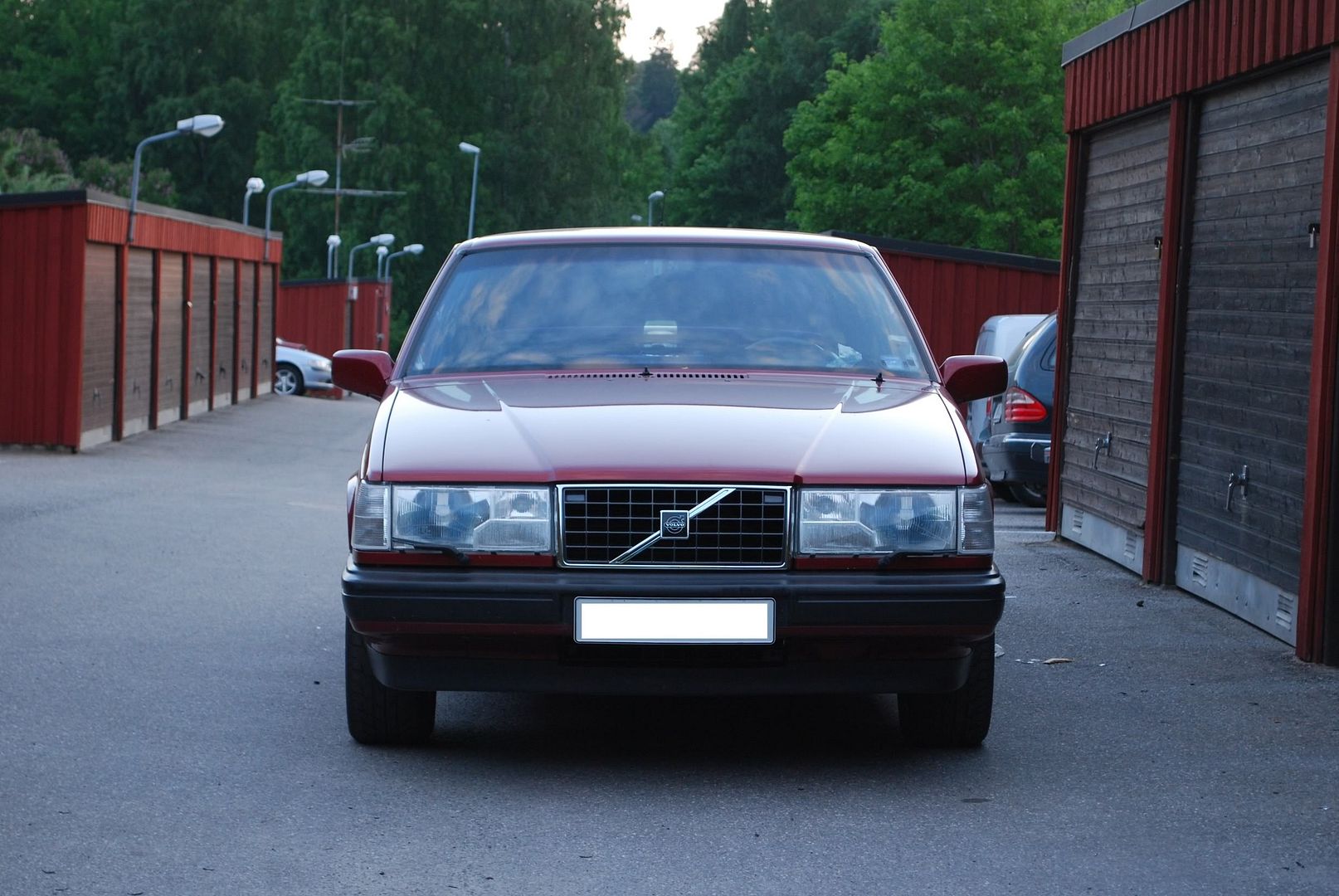 http://i163.photobucket.com/albums/t309/Zmile4ever/Volvo%20940%20Turbo%2095/DSC_0032.jpg