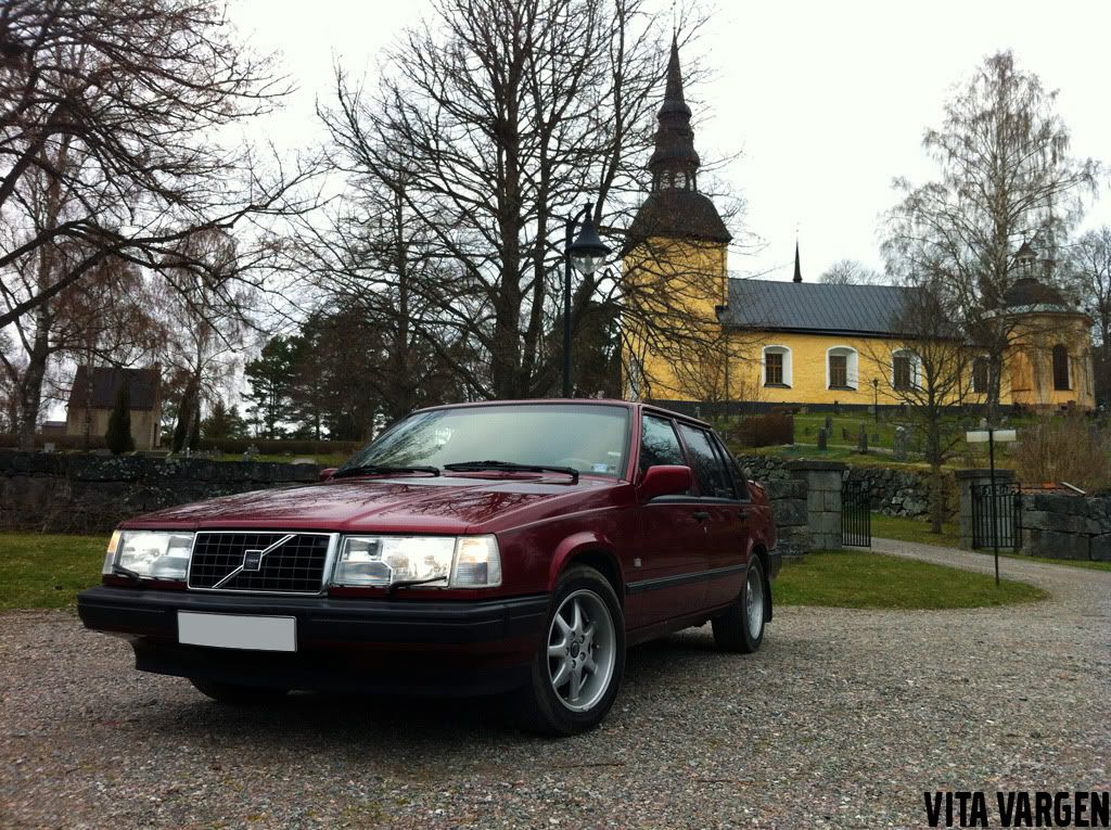 http://i163.photobucket.com/albums/t309/Zmile4ever/Volvo%20940%20Turbo%2095/IMG_1452copy.jpg