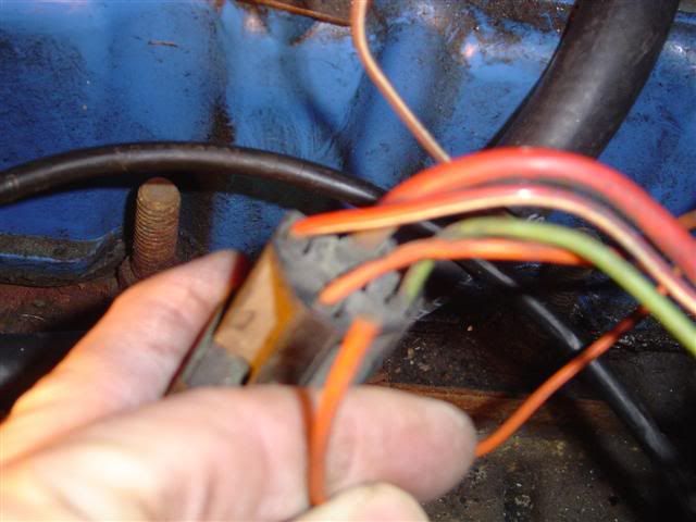 Help needed from CJ owner with stock wiring harness, 258 and digital