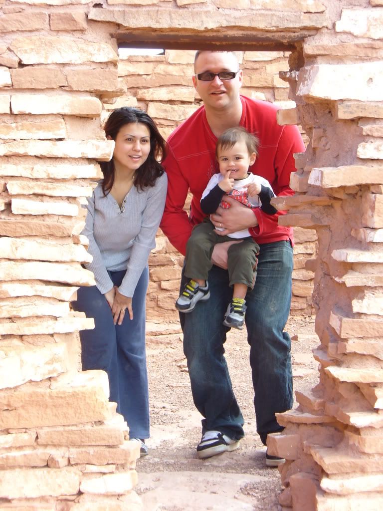 [Linked Image from i163.photobucket.com]
