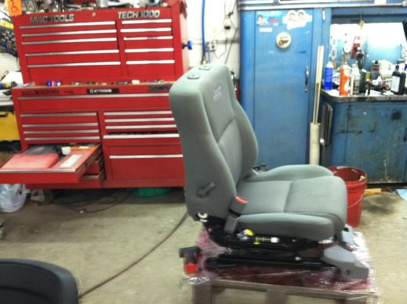 AirBag light Jeep Commander Forum