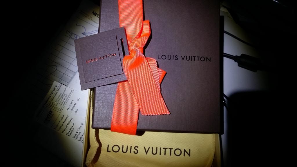 Preowned AUTHENTIC Louis Vuitton wallet for sale QUICK SALE! $280 only!