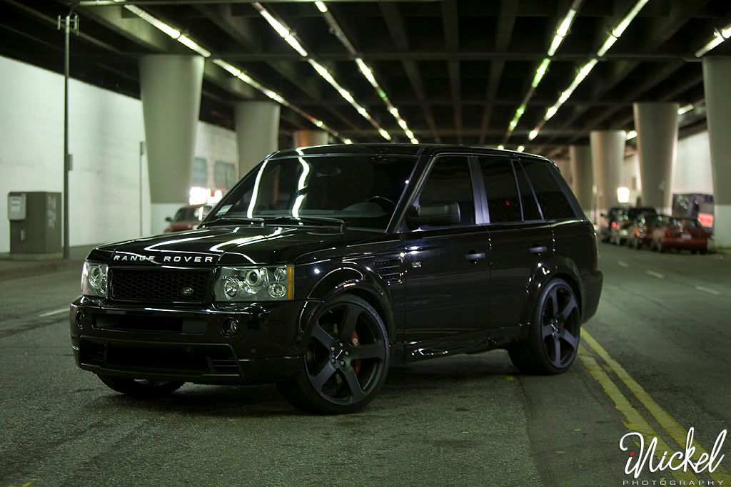 http://i163.photobucket.com/albums/t313/brandonwatson12/Rangerover2.jpg