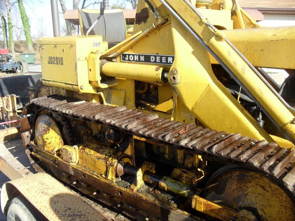 2010 jd gas crawler model 820 jdcrawlers messageboard rh jdcrawlers com John Deere 450 Dozer Parts John Deere 2010 Dozer